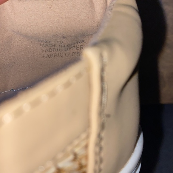 Sbicca vintage collection tan woven slip on loafers size 10 - Picture 7 of 7